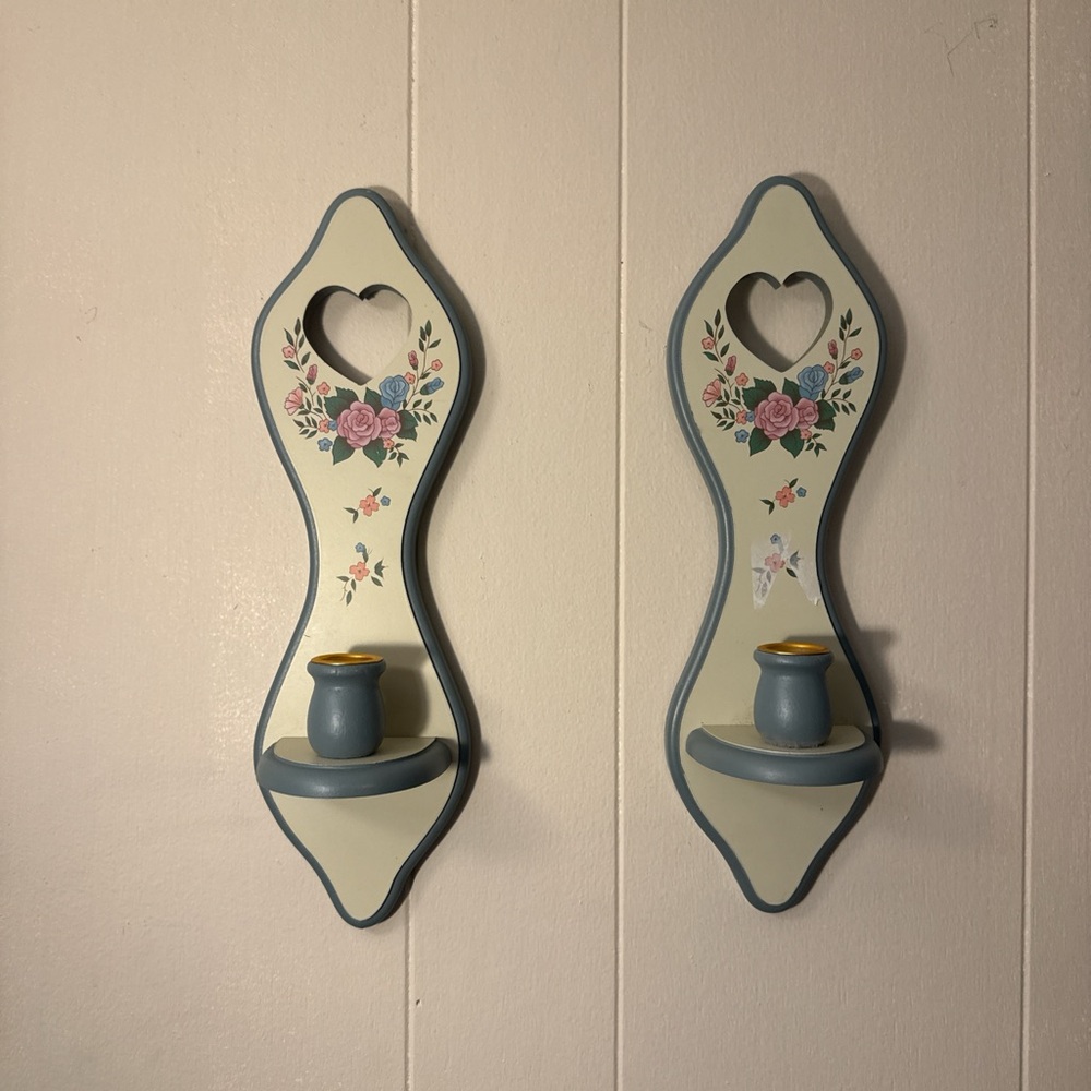 Floral Heart Wall Candle Holders - Blue and Cream good for cottage aesthetic!